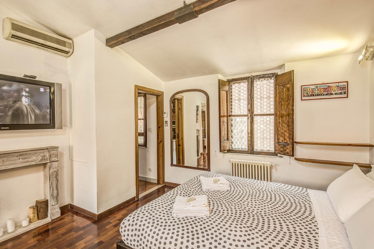 Homehouse Garofano - Rione Monti - Colosseum Roma Exterior foto