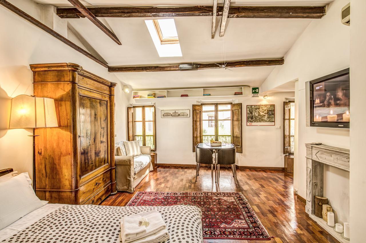 Homehouse Garofano - Rione Monti - Colosseum Roma Exterior foto